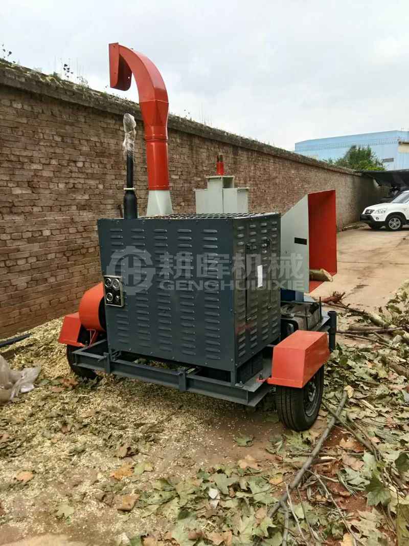 轮式园林粉碎机盘式园林粉碎机现场